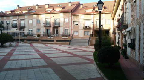 Foto 3 de Dúplex en venta en Plaza Francisco Rabal, Alpedrete, Madrid