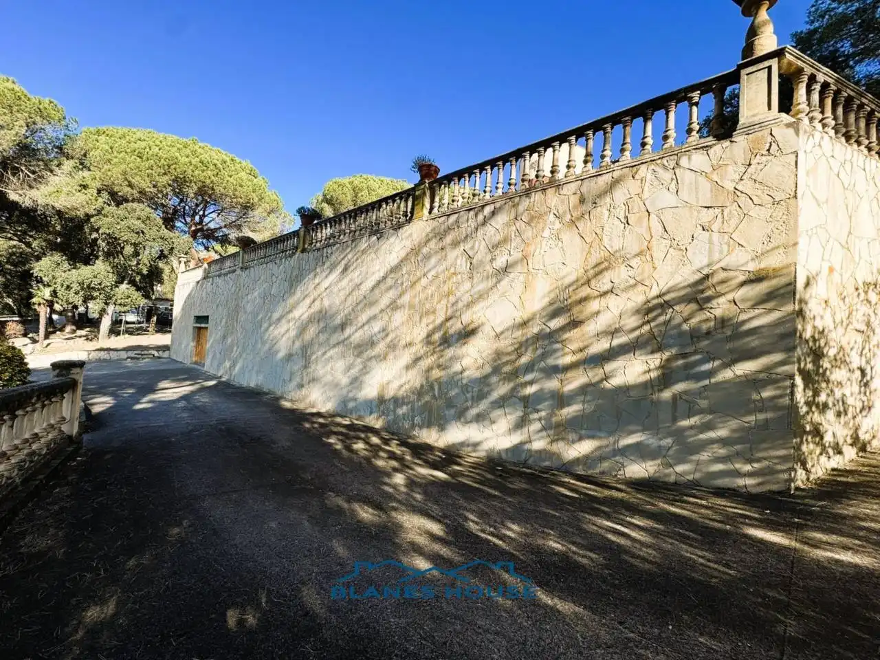 Vista exterior de Finca rústica en venda en Sant Feliu de Buixalleu amb Calefacció, Jardí privat i Terrassa