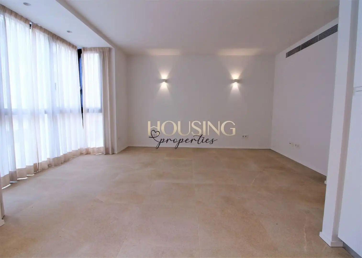 Flat with terrace for sale in Ponent, imagen 3