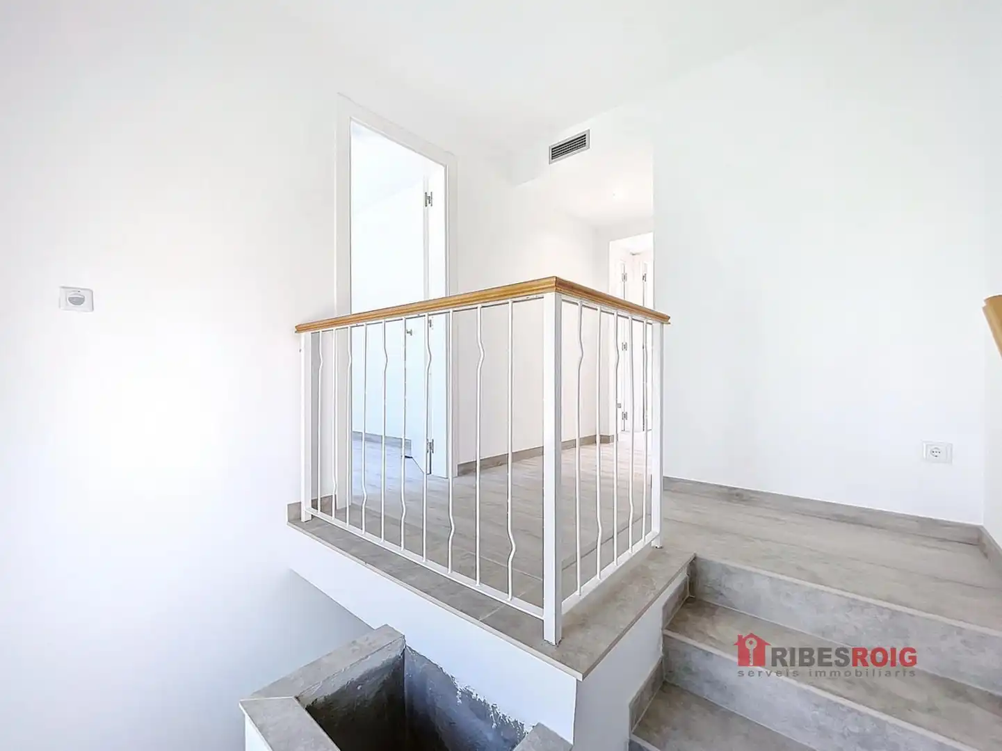 Detached homes for sale in Circumval Lacio, Centre