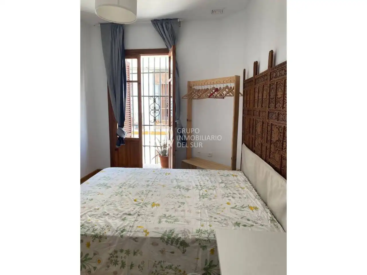 Dormitori de Casa adosada en venda en Puerto Real amb Aire condicionat, Jardí privat i Terrassa