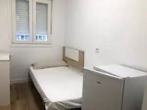 Schlafzimmer von Wohnung zur untervermieten in Móstoles mit Heizung, Möbliert und Ofen