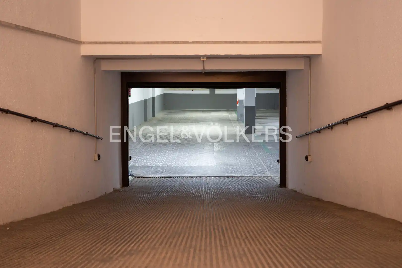 Flat with terrace to rent in Casco Antiguo, imagen 68