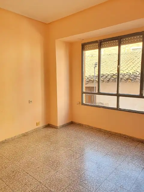 Dormitori de Casa adosada en venda en Castellnovo amb Terrassa, Traster i Balcó