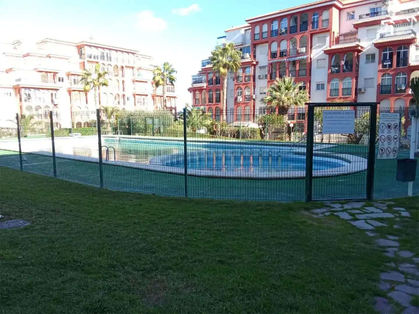 Piscina de Apartamento en venta en Torrevieja con Piscina y Balcón