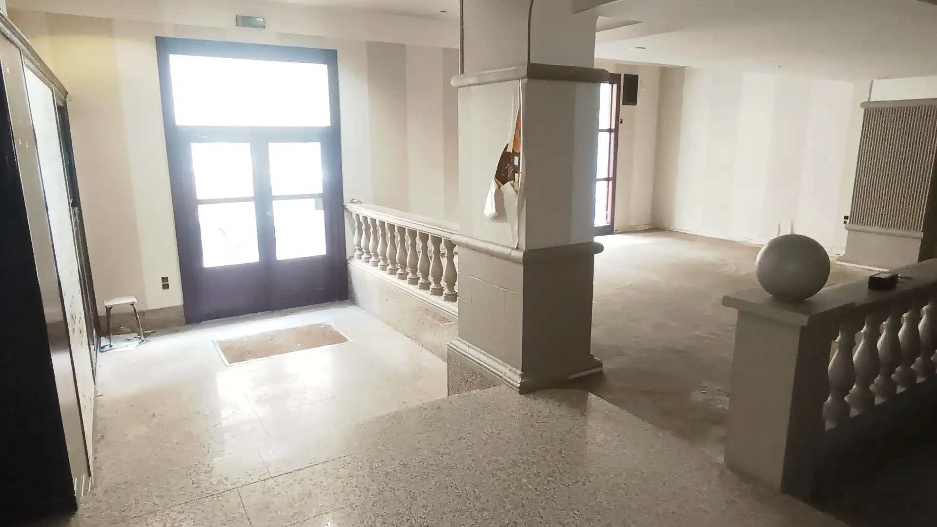 Oficina de alquiler en  Lleida Capital con Amueblado