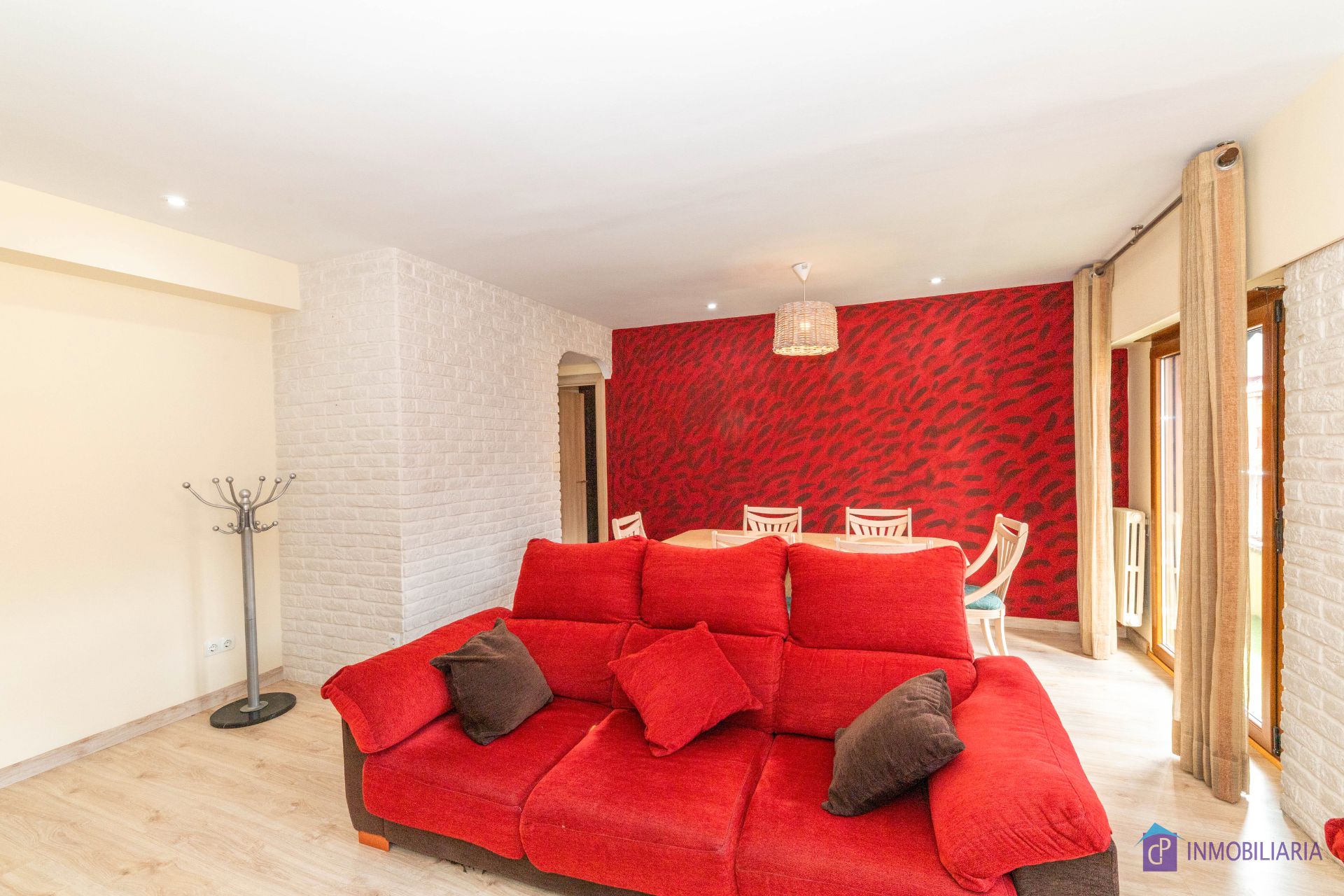 Sala d'estar de Pis en venda en  Zaragoza Capital amb Aire condicionat, Calefacció i Parquet