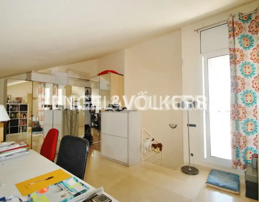 Attic for rent in Baixador