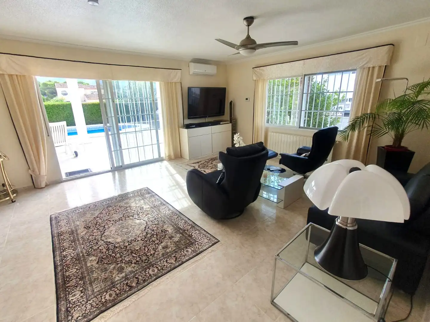 Detached house with pool for sale in Pueblo - Urbanizaciones, imagen 4
