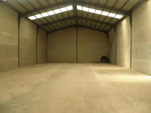 Fabrikhallen zur Miete in Puertollano