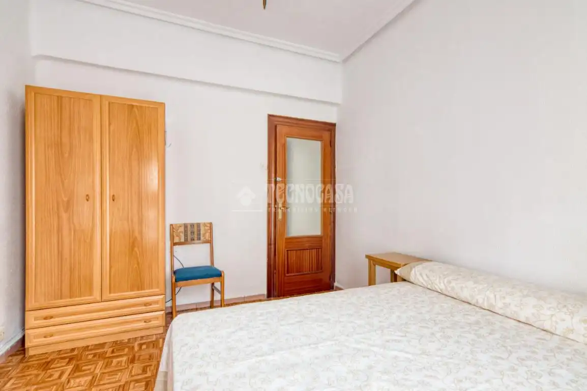 Schlafzimmer von Wohnung zur Miete in Salamanca