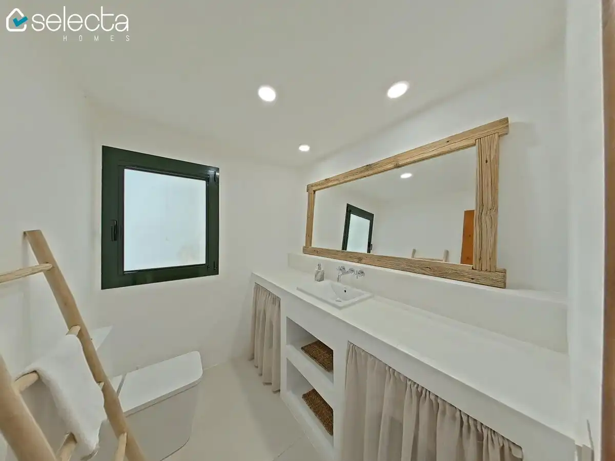 Badezimmer von Haus oder Chalet zum Verkauf in Dénia mit Klimaanlage, Heizung und Terrasse
