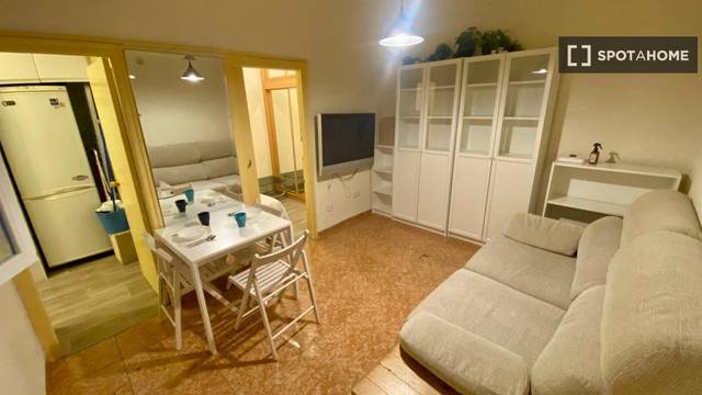 Piso en Alquiler en Embajadores - Lavapiés