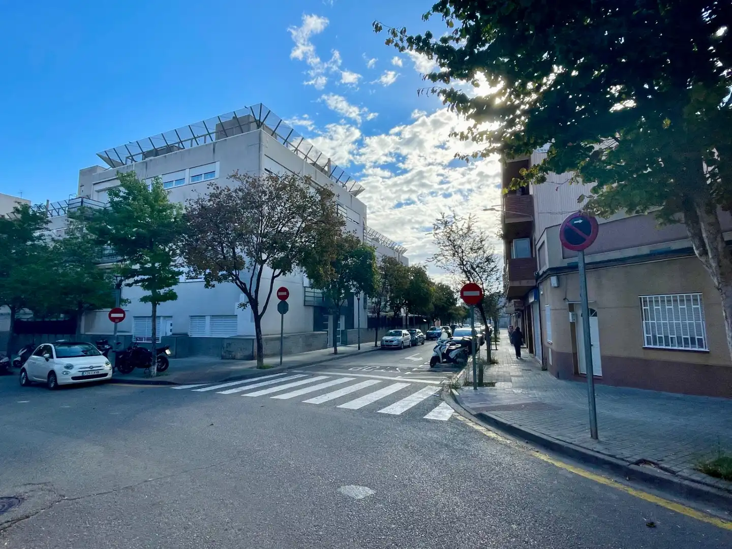 Vista exterior de Residencial en venta en Sant Boi de Llobregat