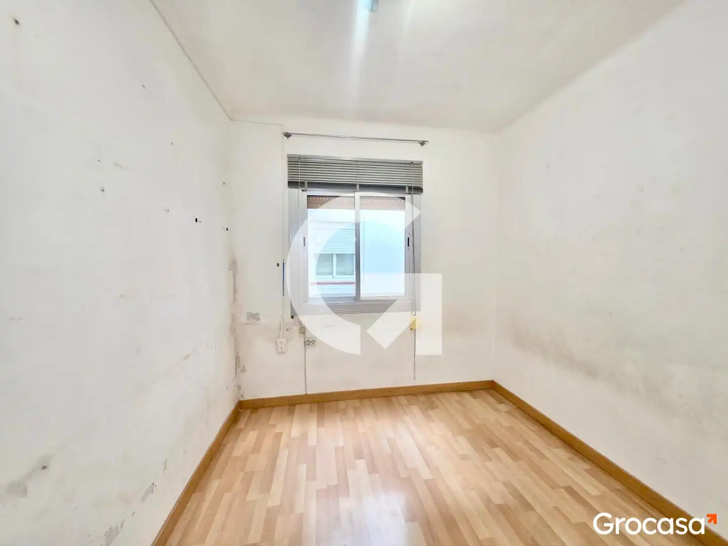 Bedroom of Flat for sale in Cornellà de Llobregat  with Air Conditioner, Heating and Oven