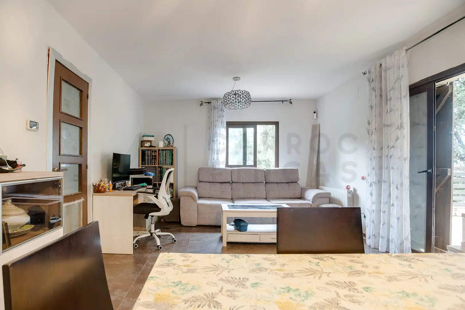 Wohnzimmer von Haus oder Chalet zum Verkauf in Vallgorguina mit Heizung, Privatgarten und Ofen