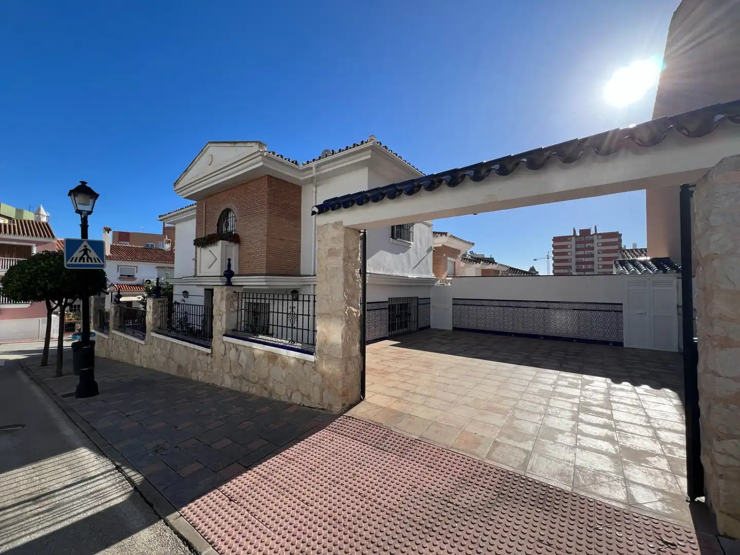 Xalet amb terrassa en venda a Castillo Sohail - Myramar, imagen 2