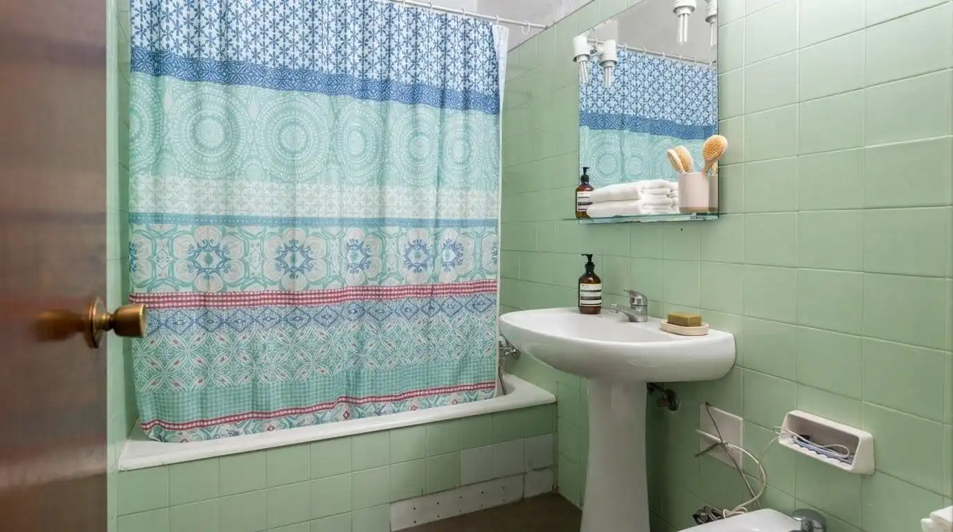 Baño de Apartamento en venta en Vigo 