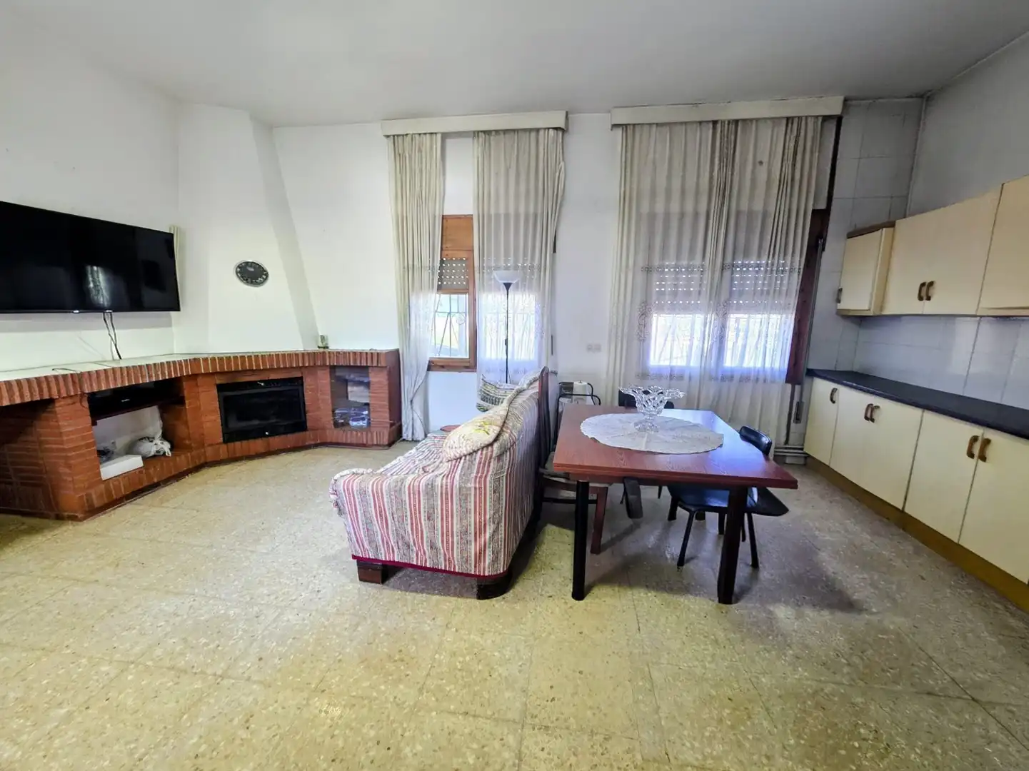 Sala d'estar de Casa o xalet en venda en Maçanet de la Selva amb Calefacció, Jardí privat i Terrassa