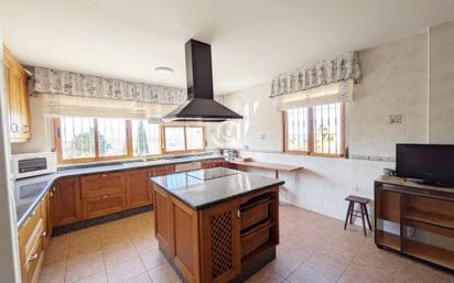 Kitchen of House or chalet for sale in  Jaén Capital  with Air Conditioner, Heating and Terrace