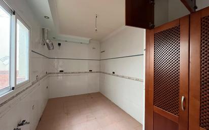 Casa adosada en venda a  FUENSANTA, 21, Morón de la Frontera