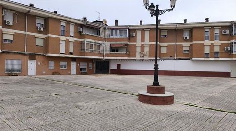 Foto 2 de Pis en venda a Urb. Los Rosales, Mejostilla, Cáceres Capital