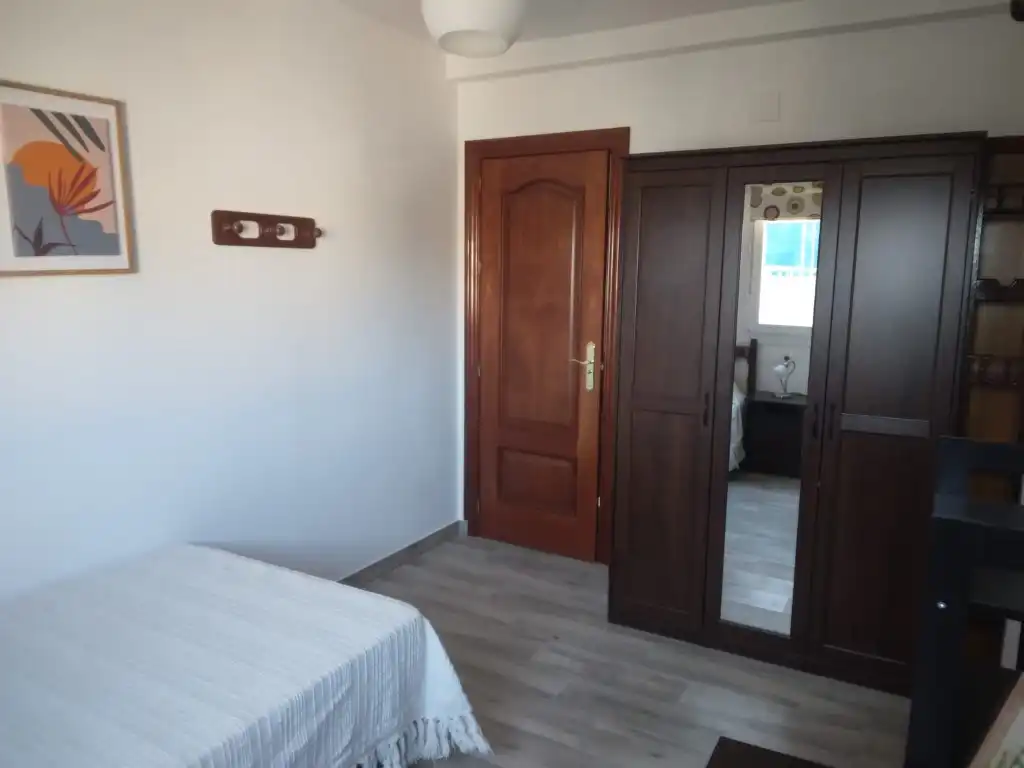 Flat with lift to rent in Calle Luz Casanova, imagen 23