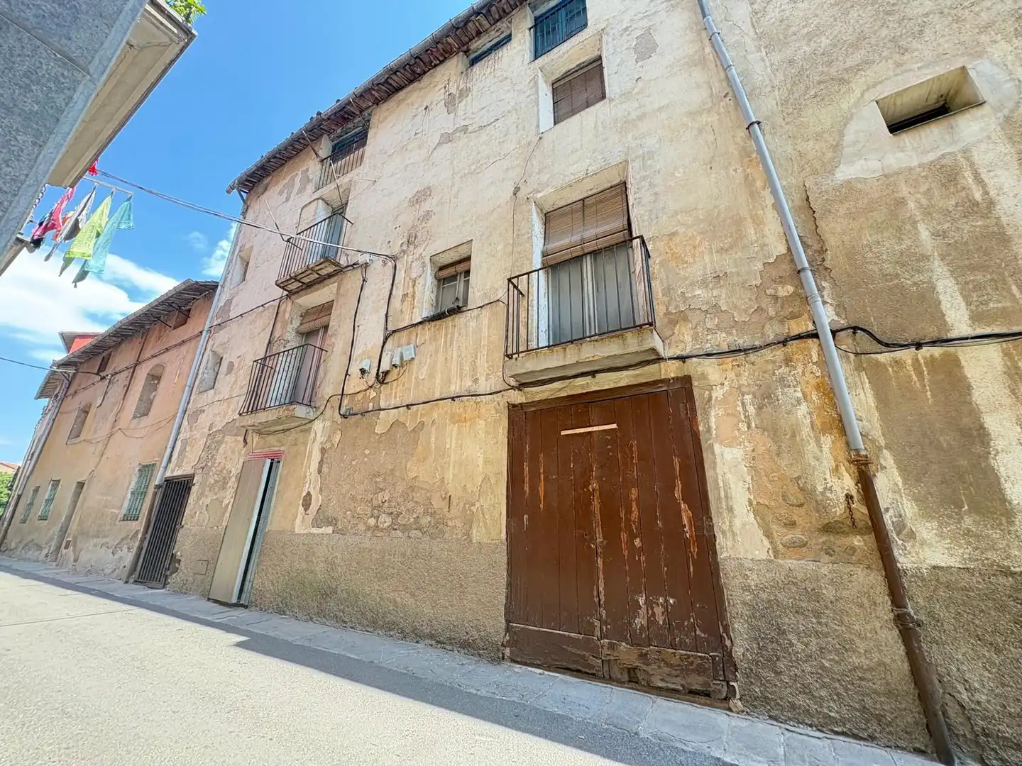 Vista exterior de Edificio en venta en Ripoll