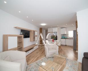 Living room of Flat to rent in  Valencia Capital  with Air Conditioner, Heating and Furnished