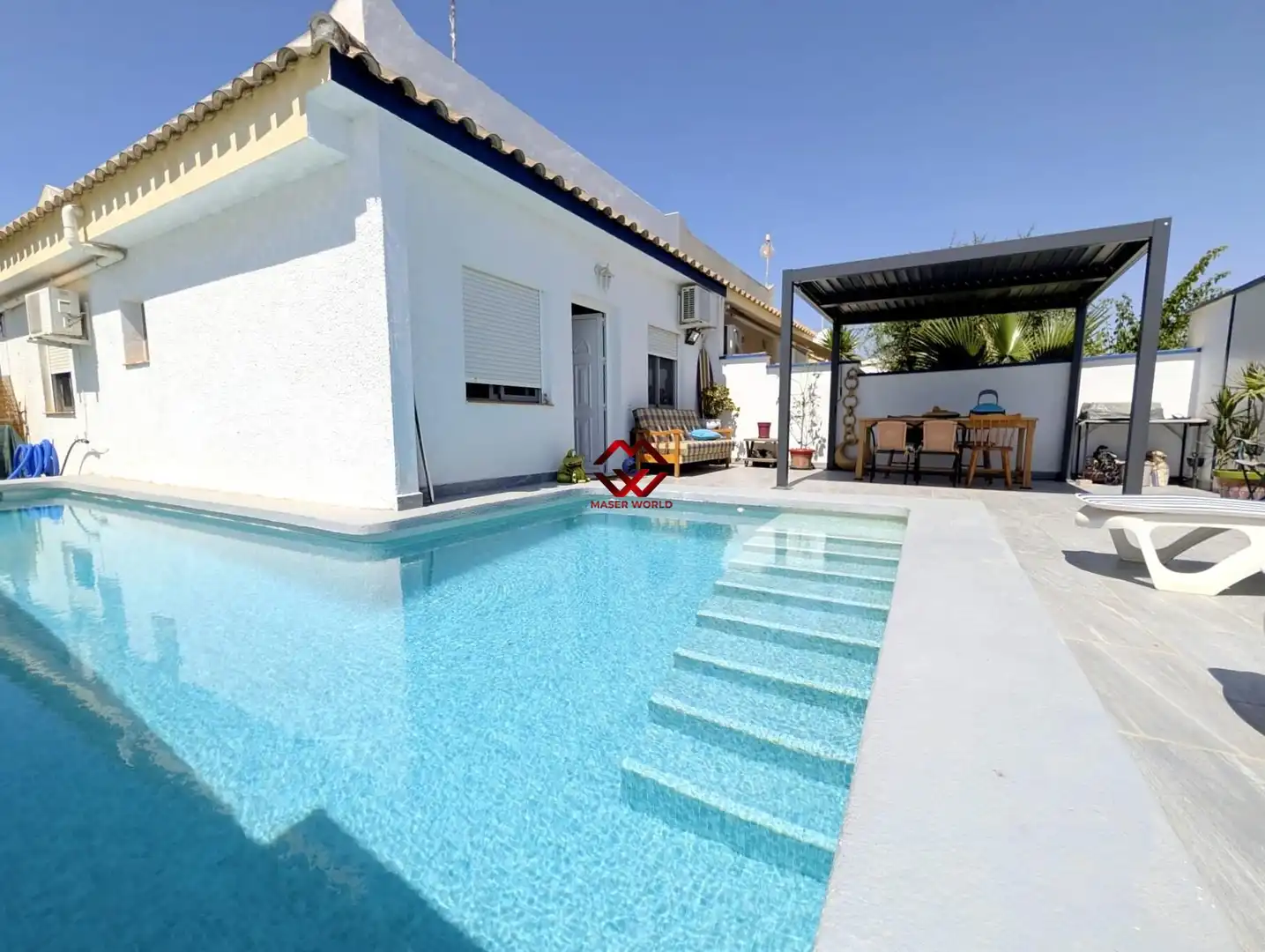 Piscina de Casa adosada en venda en Mazarrón amb Aire condicionat, Calefacció i Terrassa