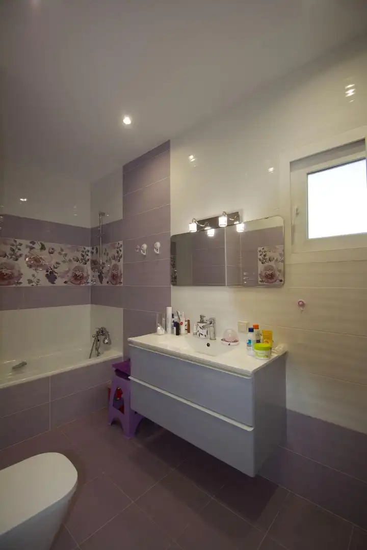 Badezimmer von Haus oder Chalet zum Verkauf in Orihuela mit Klimaanlage, Heizung und Privatgarten
