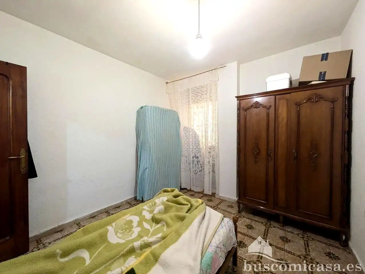 Schlafzimmer von Erdgeschoss zum Verkauf in Linares
