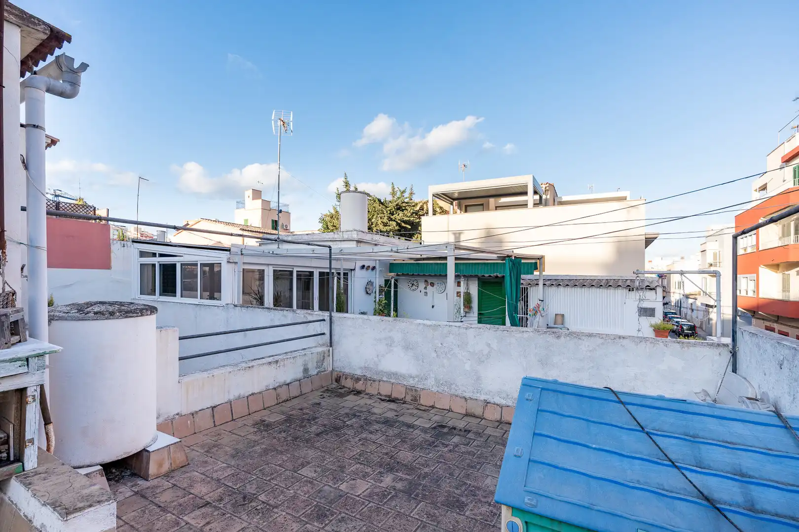 Vista exterior de Casa o xalet en venda en  Palma de Mallorca amb Aire condicionat, Terrassa i Balcó