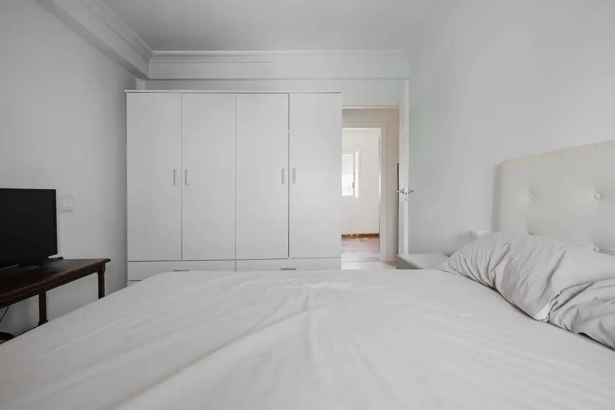 Habitación de Piso en venta en Sevilla con Aire acondicionado y Calefacción