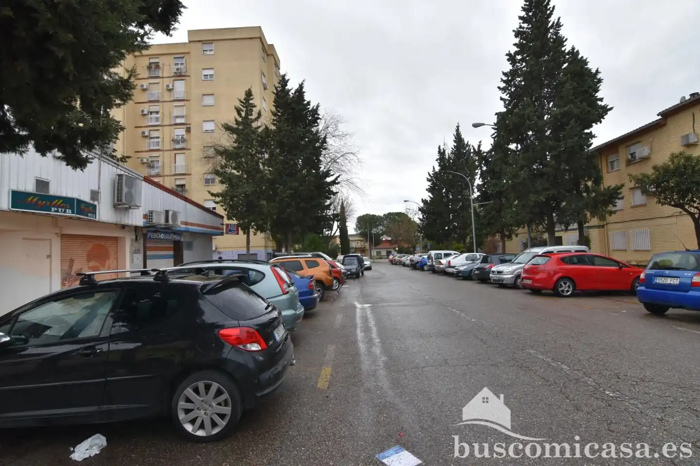 Parkplatz von Geschaftsraum zur Miete in Linares mit Klimaanlage