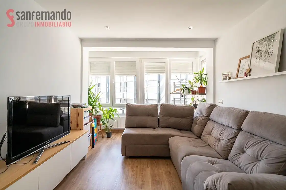 Sala de estar de Piso en venta en Santander con Calefacción