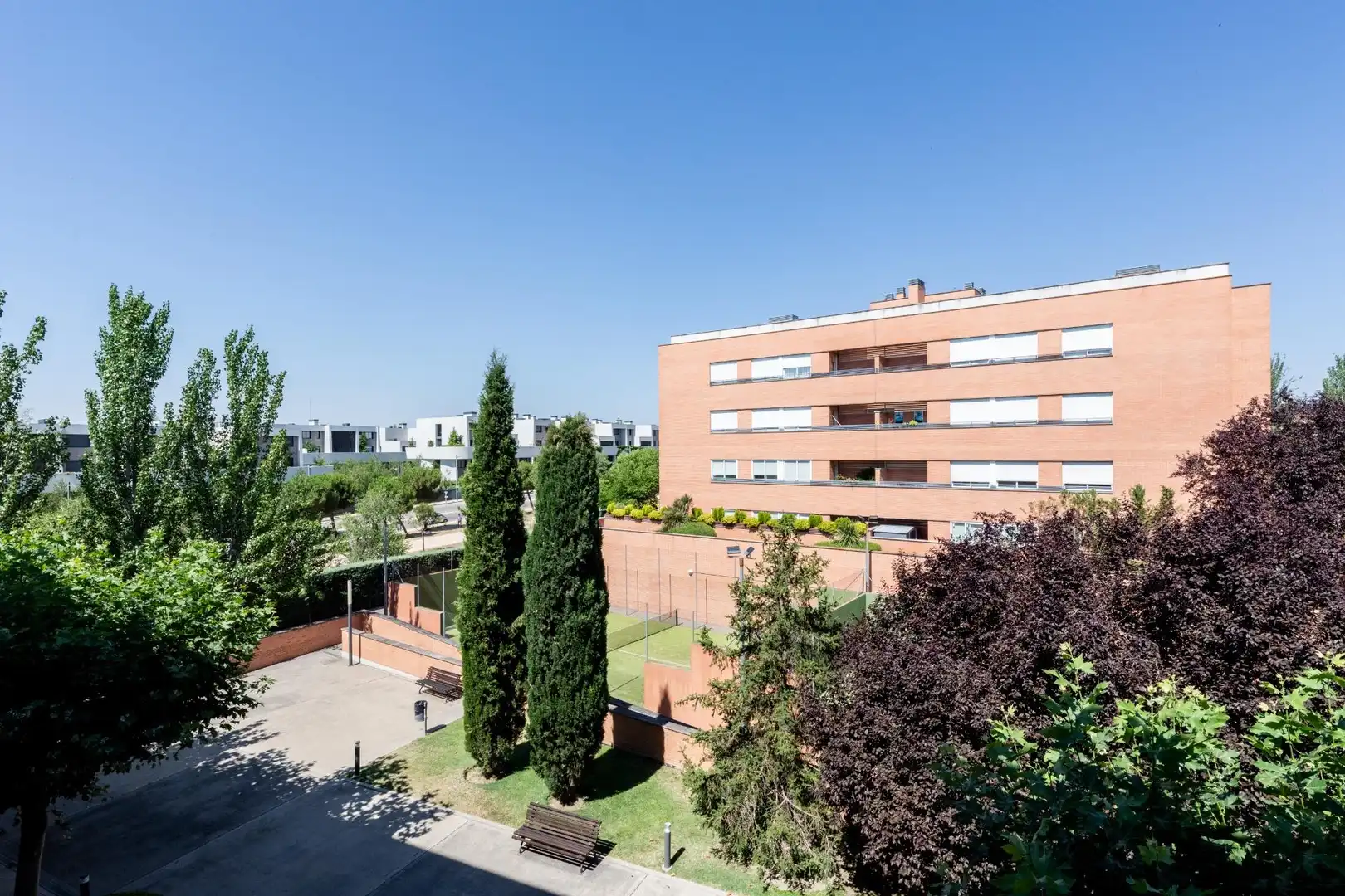 Exterior view of Flat for rent in Pozuelo de Alarcón  with Air Conditioner, Heating and Private garden