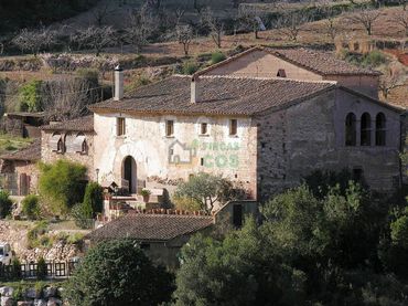 Casa amb balcó en venda a Carrer de Manuel Ibáñez