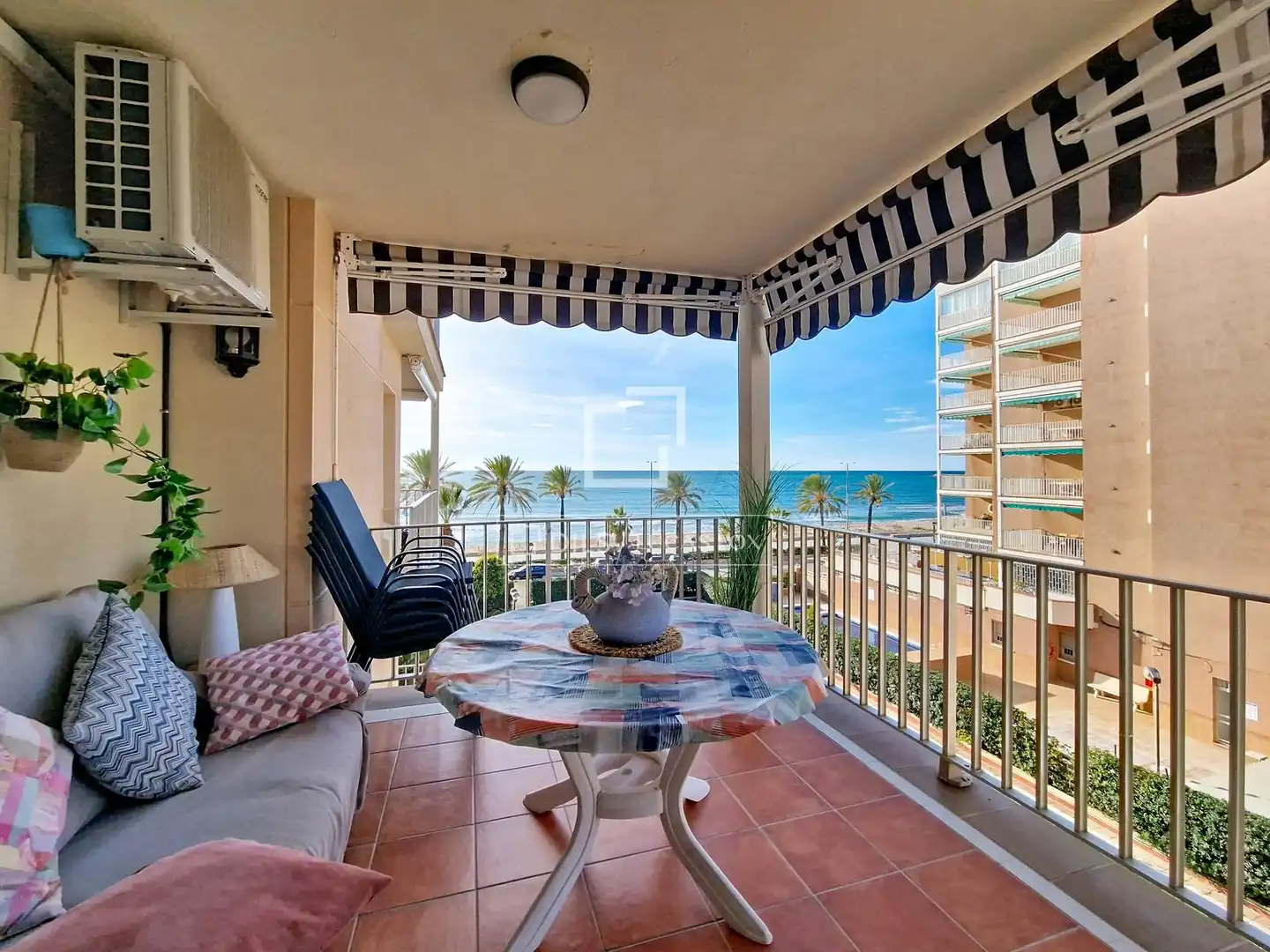Piso con terraza en venta en Segur Platja, imagen 2