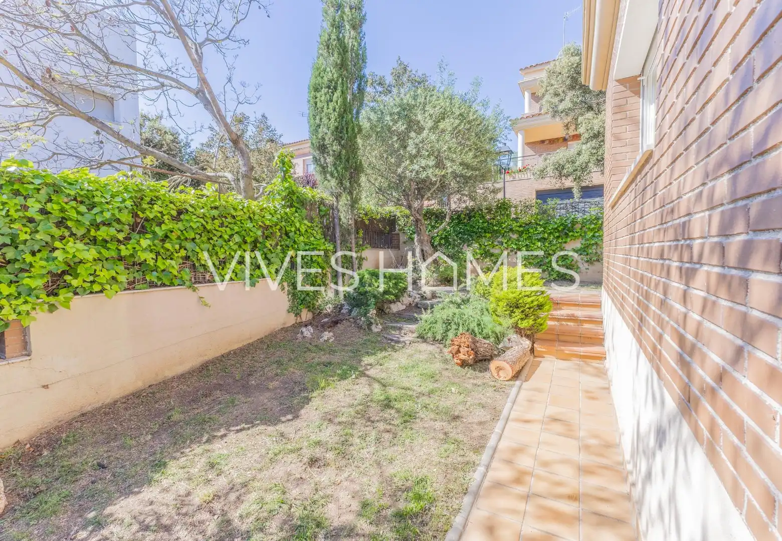 Jardí de Casa o xalet en venda en Sant Vicenç de Montalt amb Calefacció, Jardí privat i Terrassa