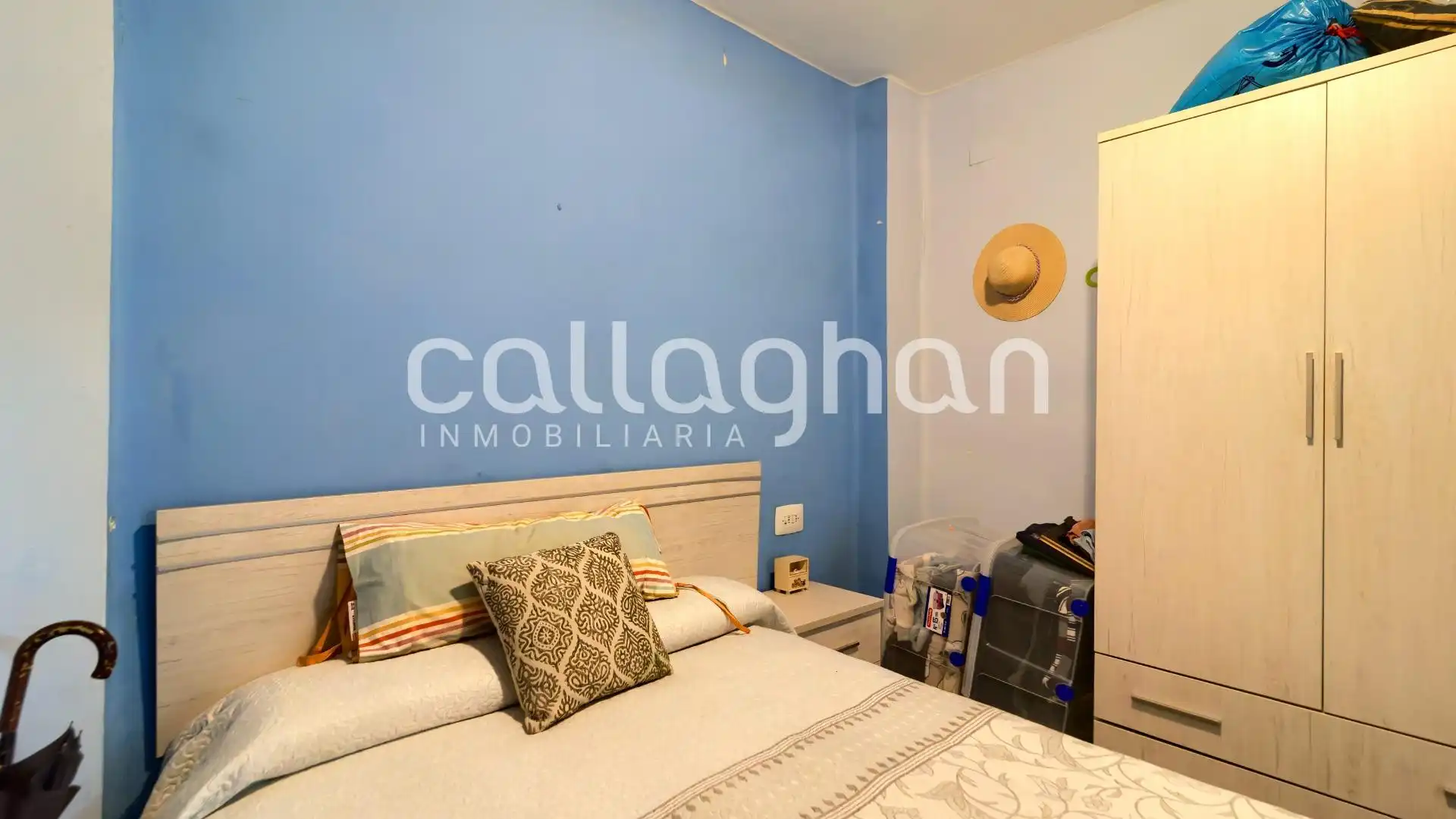 Bedroom of Flat for sale in Pedralba  with Air Conditioner, Heating and Terrace
