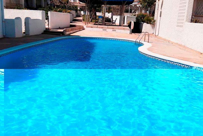 Foto 1 de Casa adosada en venda a Carrer Barcelona, 65, Alcanar, Tarragona