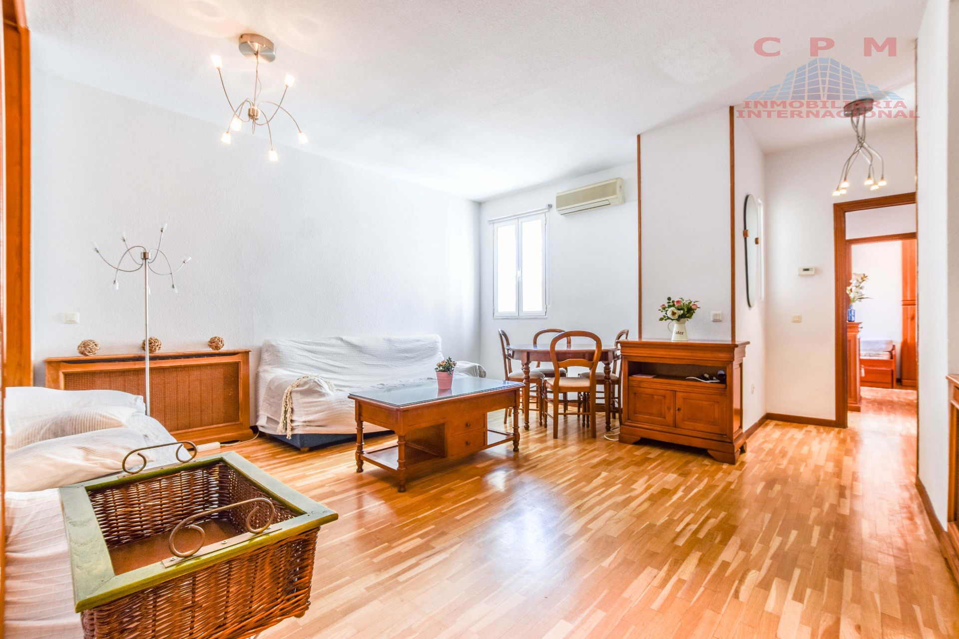 Dormitori de Pis de lloguer en  Madrid Capital amb Aire condicionat, Calefacció i Parquet