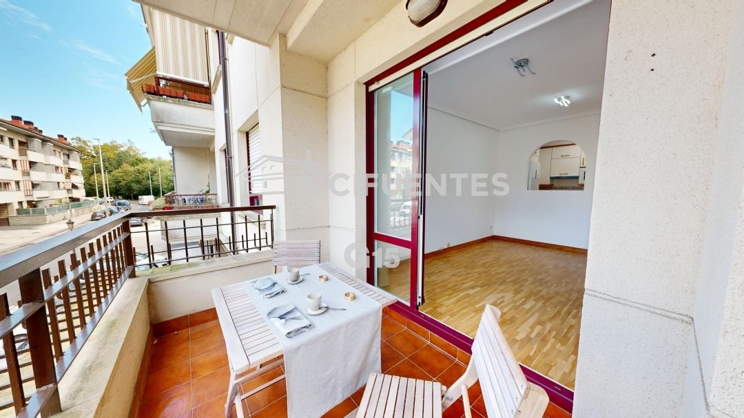 Terraza de Piso en venta en Usurbil con Calefacción, Terraza y Trastero