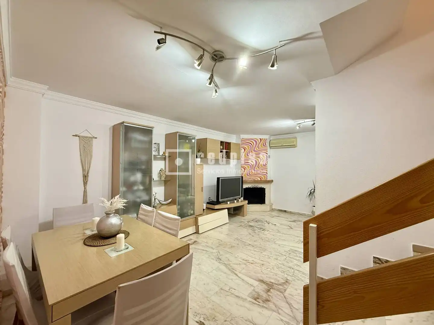 Maisonette zum Verkauf in de la Bahía de Málaga AU40, Jardines de Alhaurín - Huerta Alta - Fuensanguínea