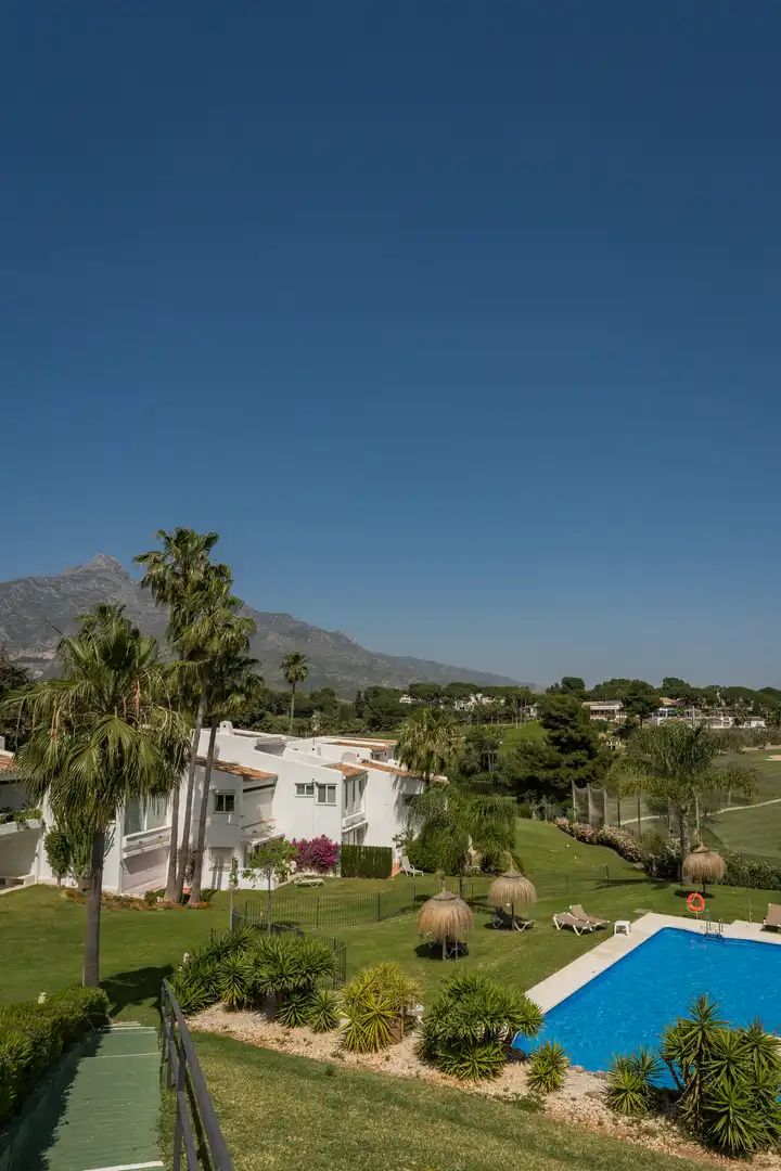 Apartament amb piscina en venda a Nueva Andalucía, imagen 22
