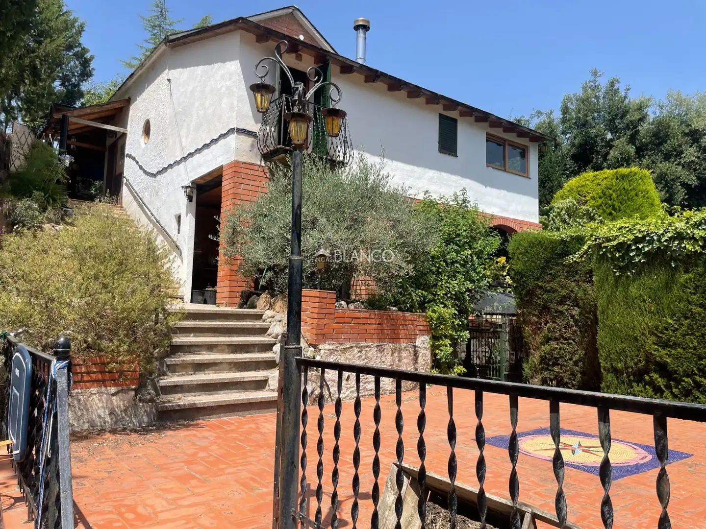Casa amb terrassa en venda a Can Ros Zona 3, imagen 2