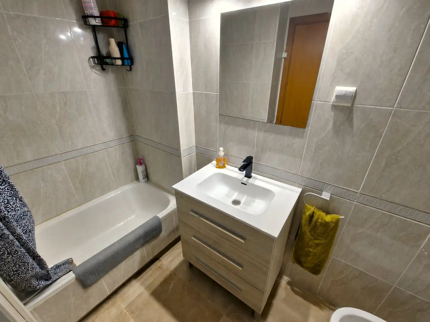 Baño de Piso en venta en Molins de Rei con Aire acondicionado, Calefacción y Parquet
