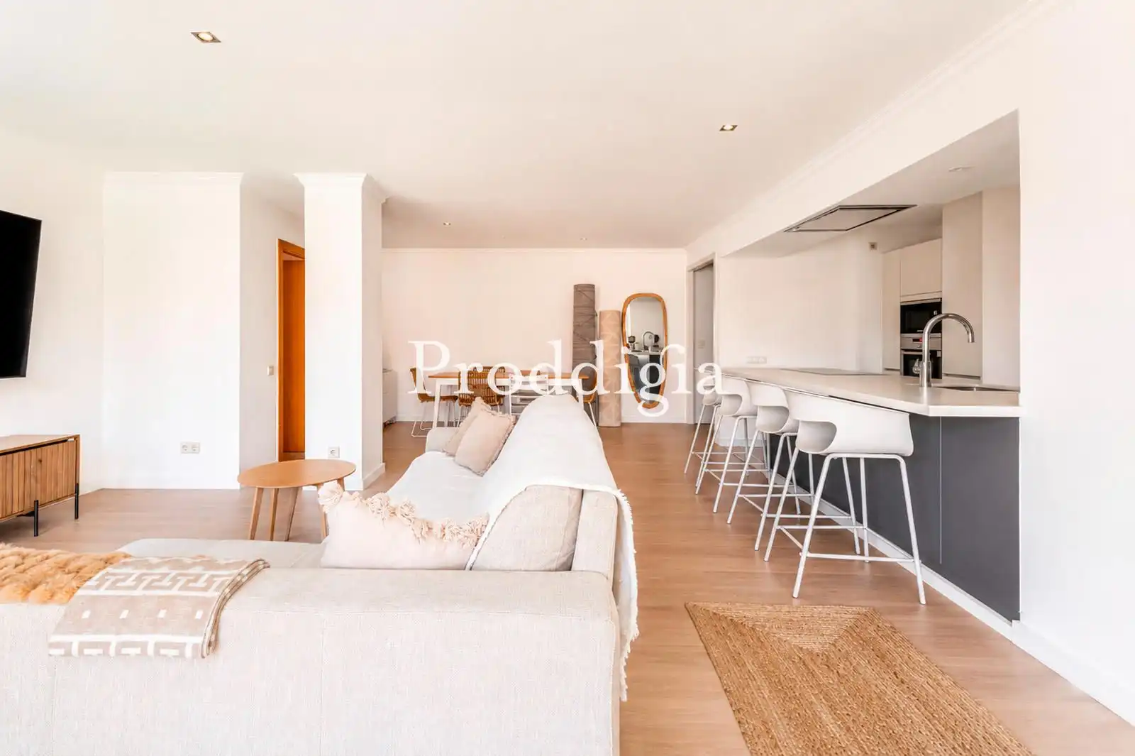 Living room of Flat for sale in Sant Cugat del Vallès  with Air Conditioner, Heating and Terrace