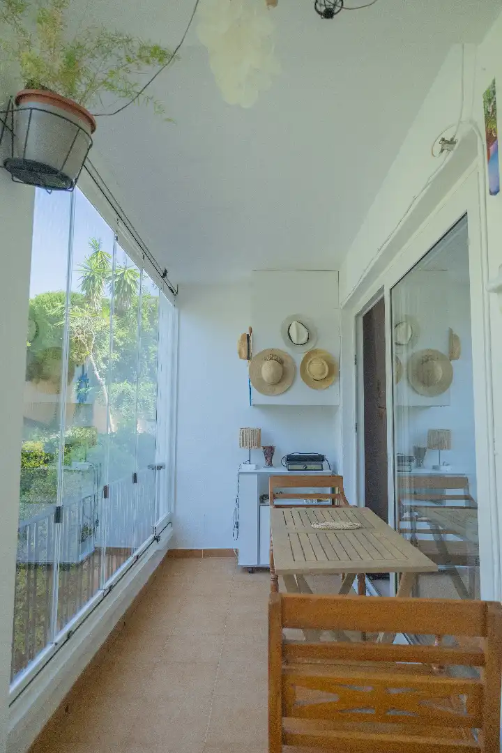 Terrasse von Wohnung zum Verkauf in Palafrugell mit Heizung, Abstellraum und Ofen